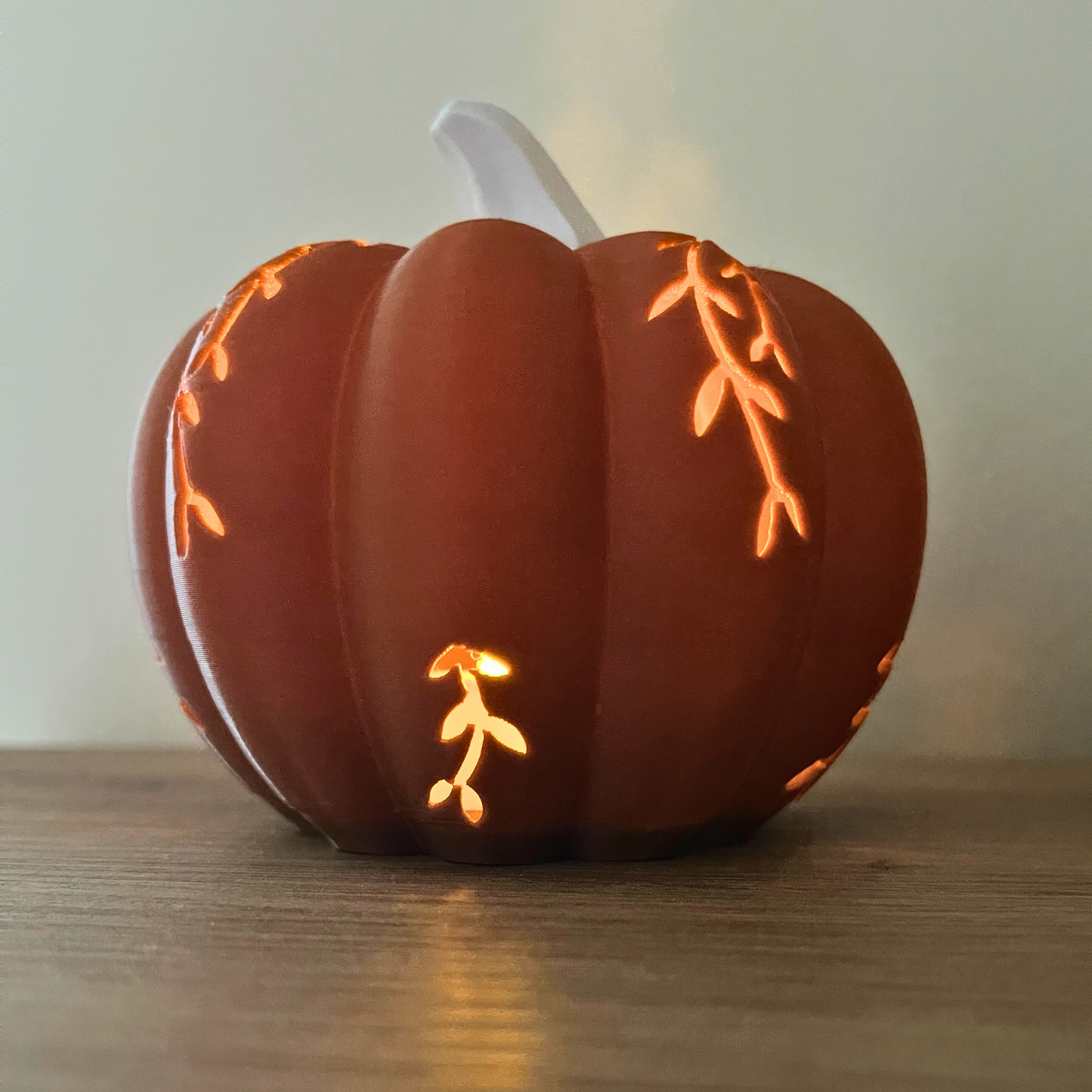 Herbstdeko Kürbis-Set – 2x 3D-Kürbis mit LED-Effekt – Handmade Deko für Halloween & Wohnzimmer
