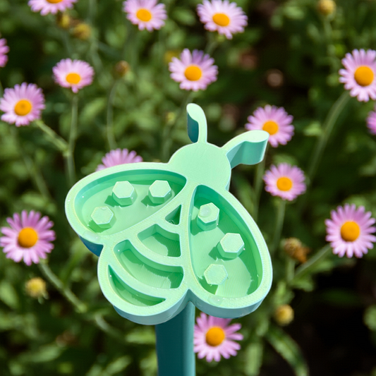 Bienentränke im Bienen-Design – 3D-gedruckt aus PETG – wetterfest & dekorativ für Garten und Balkon